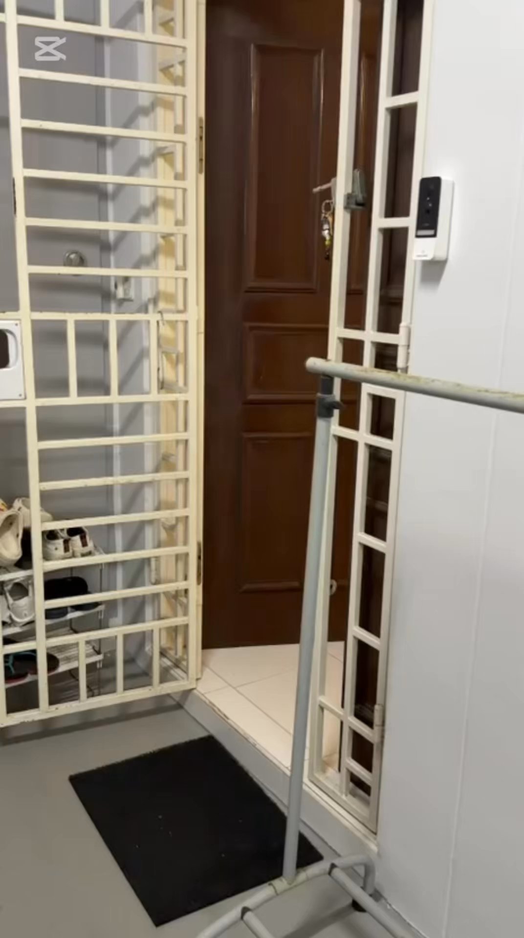 Common Room (HDB) for Rent in  390 Bukit Batok West Avenue 5 - Image 16