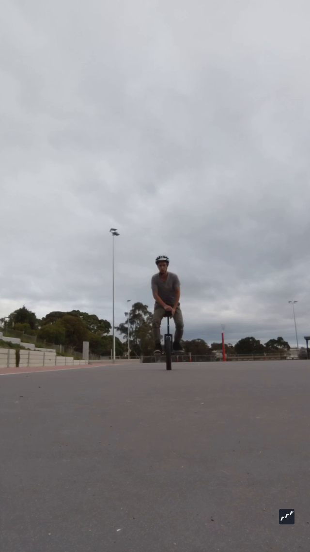 riu submission: 270 to backflip