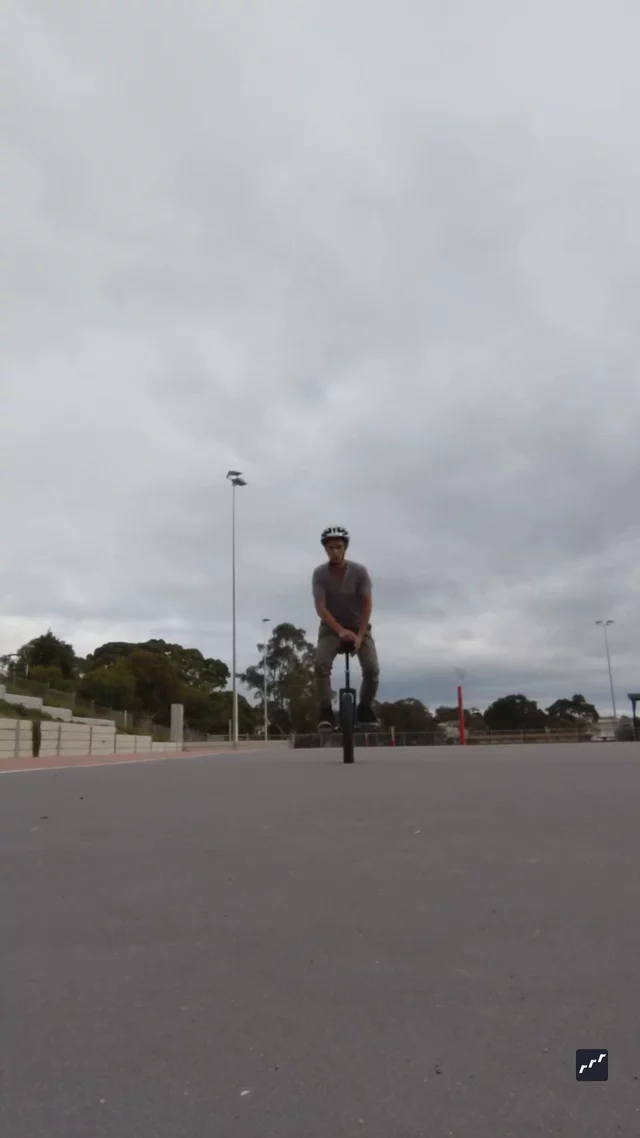 riu submission: 270 to backflip