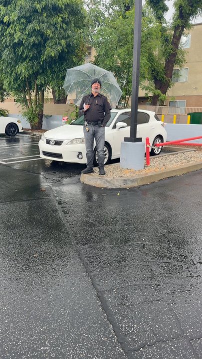 Trader Joe's - I told them I was going inside Chili's.This is him saying "I'm gonna tow your car. You're welcome" - Grocery Near Me - Northridge, California