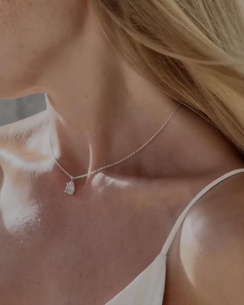 Crystal Necklace video preview