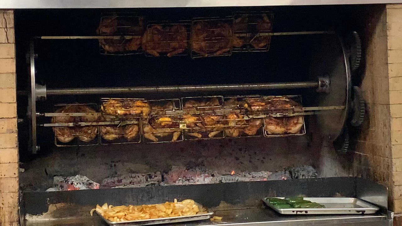 Pollos La Pullita - Chicken Wings Near Me - Fort Worth, Texas