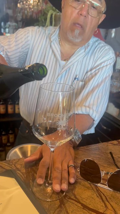 Brochelle Vineyards - Wine Tasting Room Near Me - Paso Robles, California