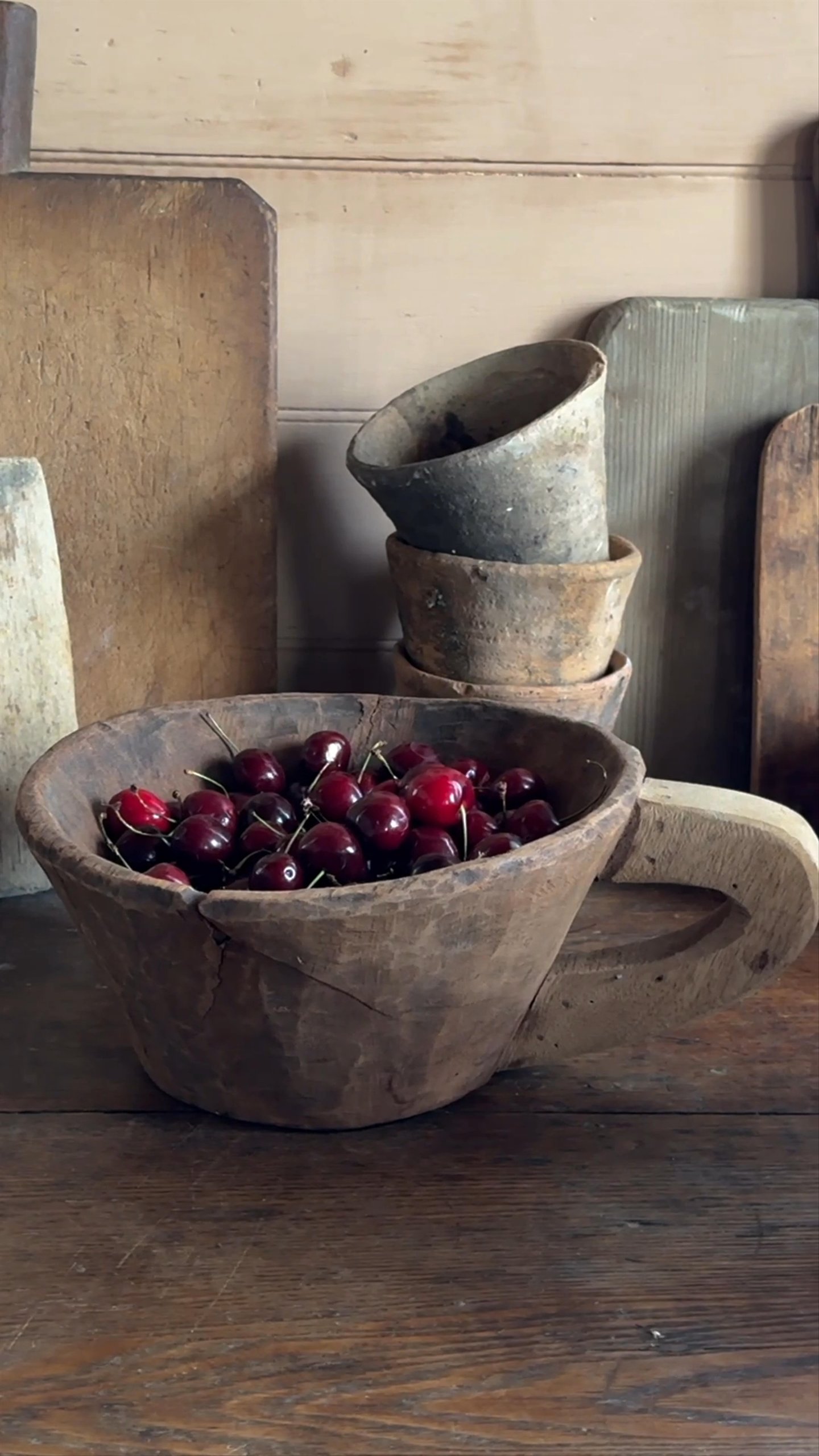 Wood Bowl with Handle