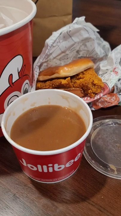 Jollibee - Fast Food Near Me - Sacramento, California