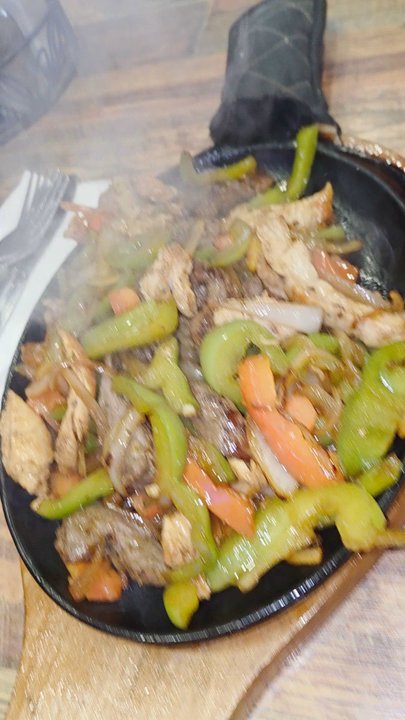 Brandon's Diner - Sizzling fajitas with rice and beans - Diners Near Me - Moreno Valley, California