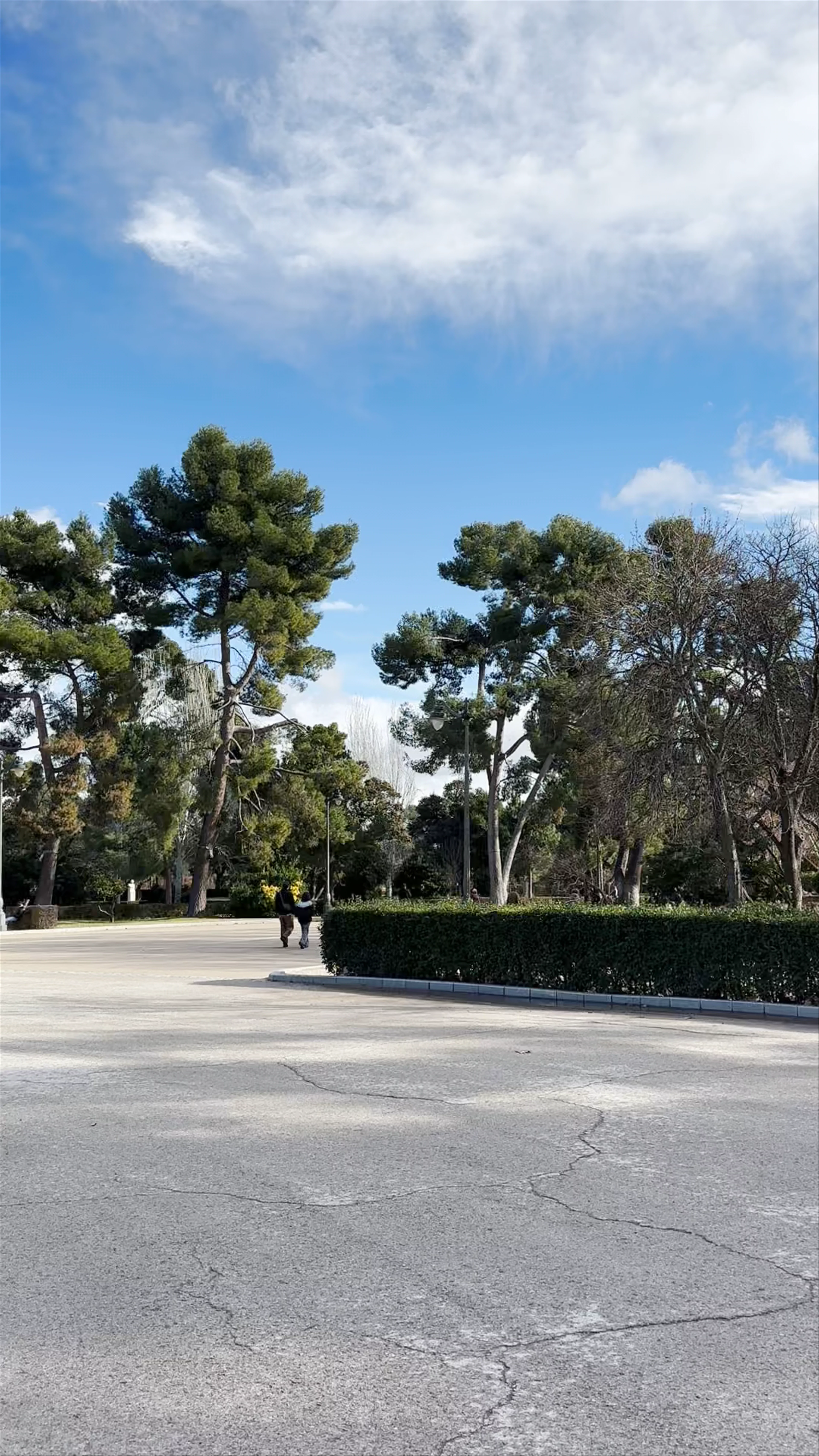 Fuente del Ángel Caído, Glorieta del Ángel Caído