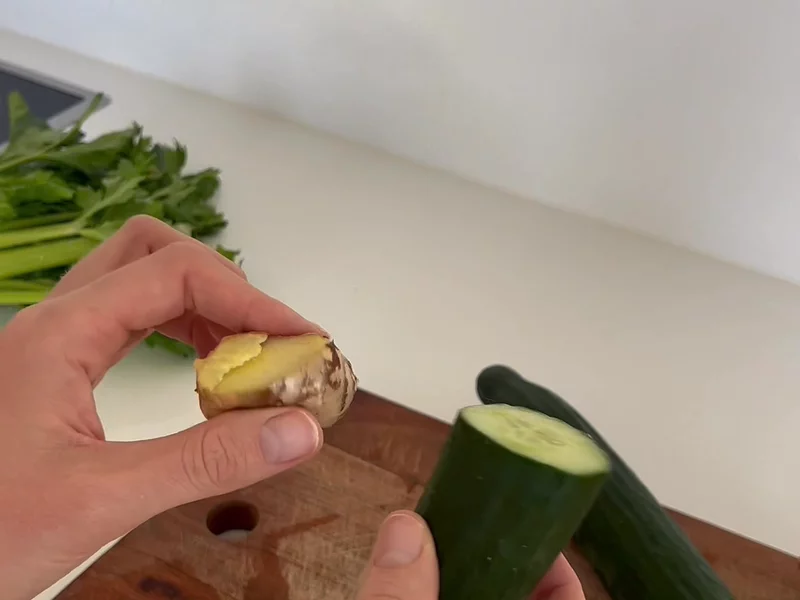 Juice blender