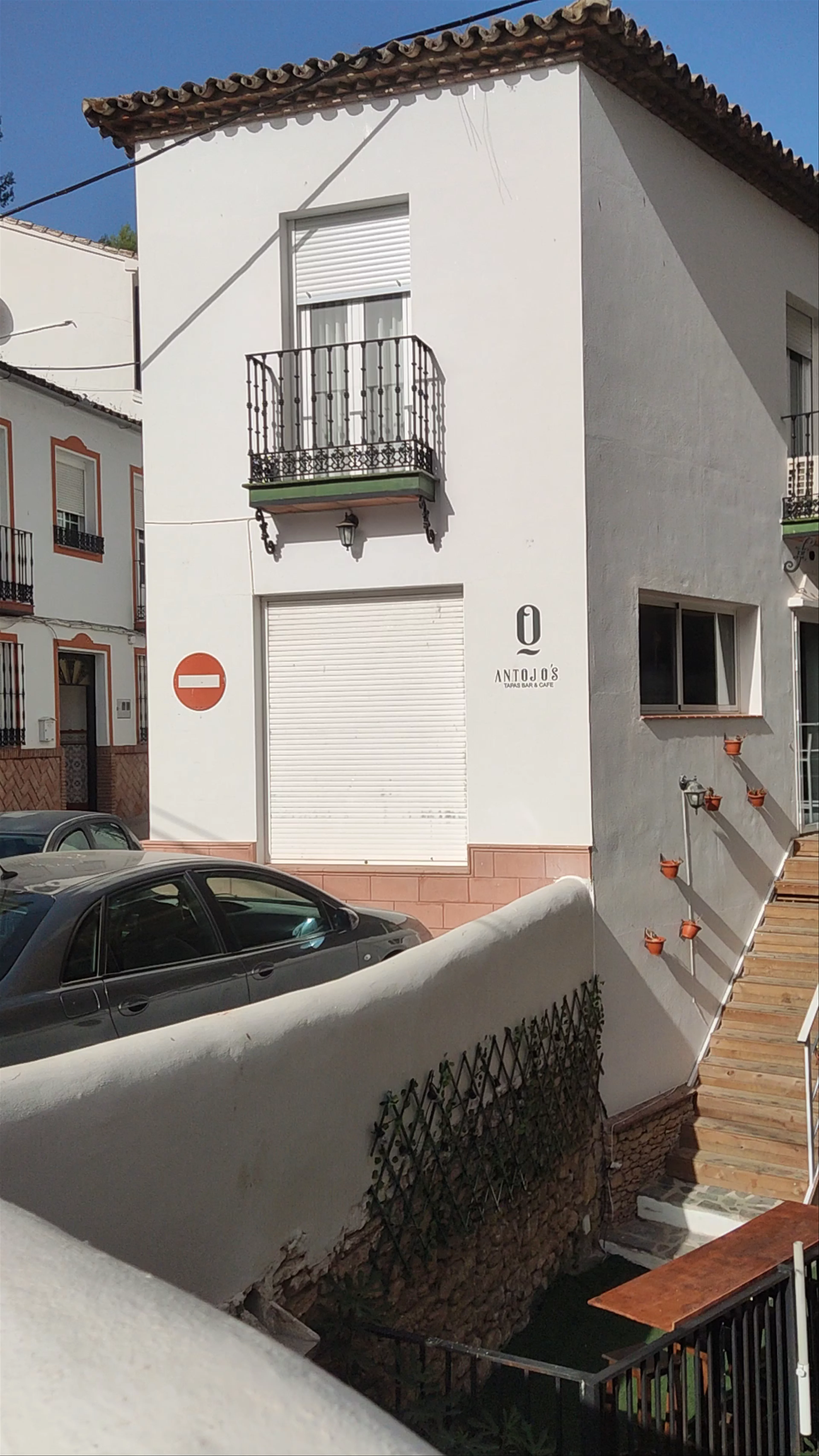 Terrazas calle cuevas del Sol, Calle Cuevas del Sol