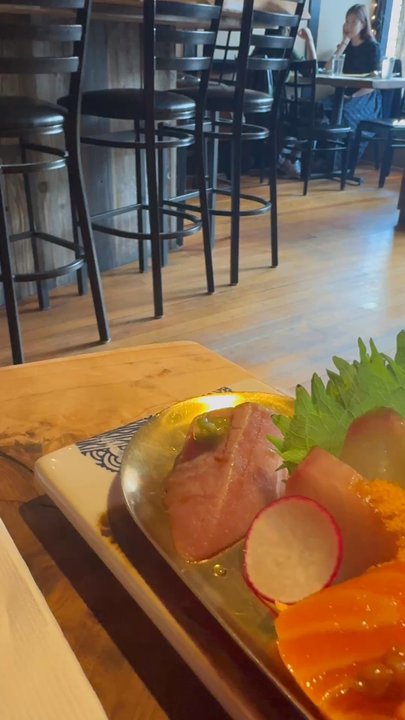 Fenikkusu - Omakase sashimi 10pcs - $54 - Japanese Near Me - San Francisco, California
