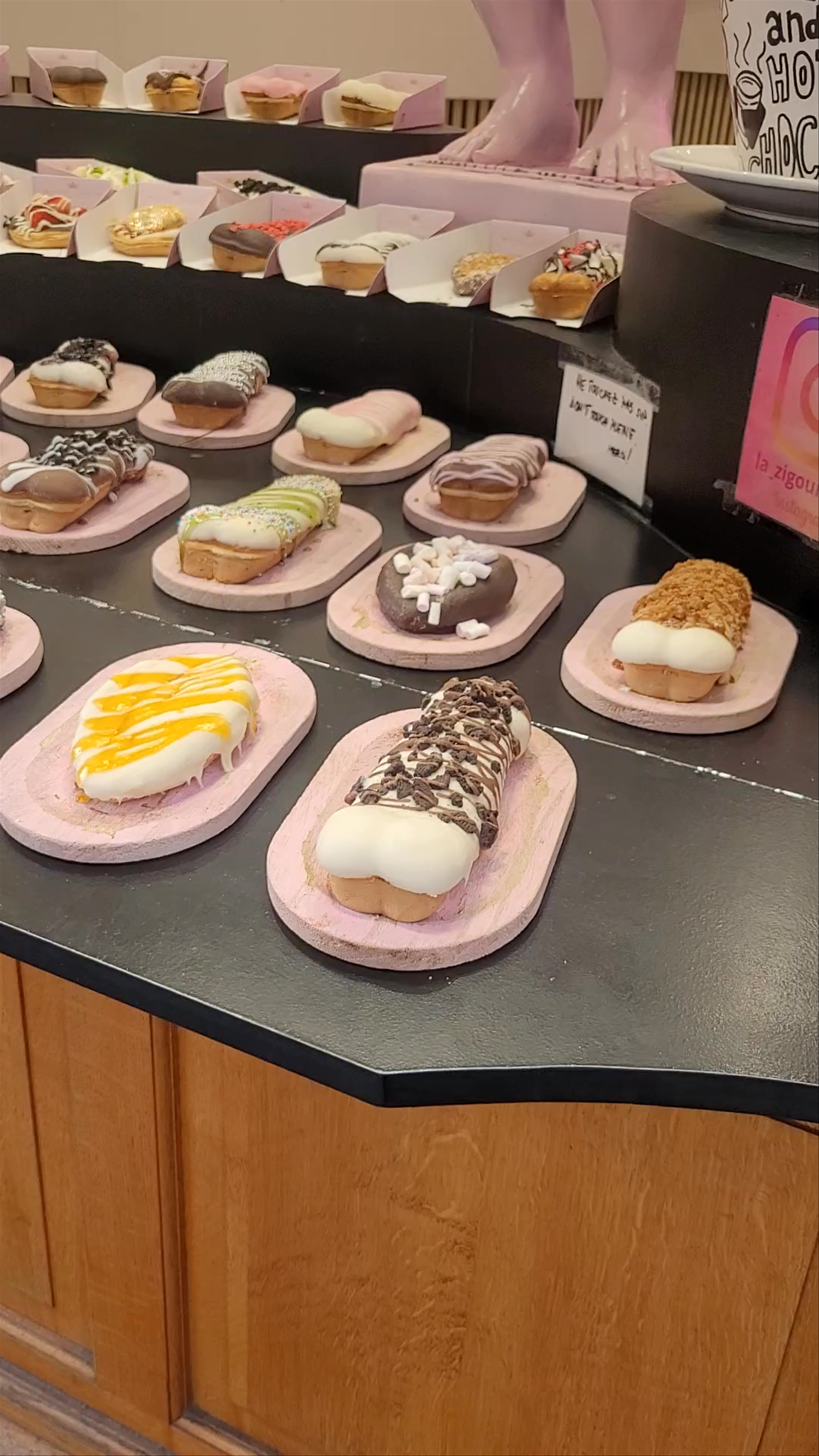 La Zigounette: Playful Belgian Pastry Experience in Brussels