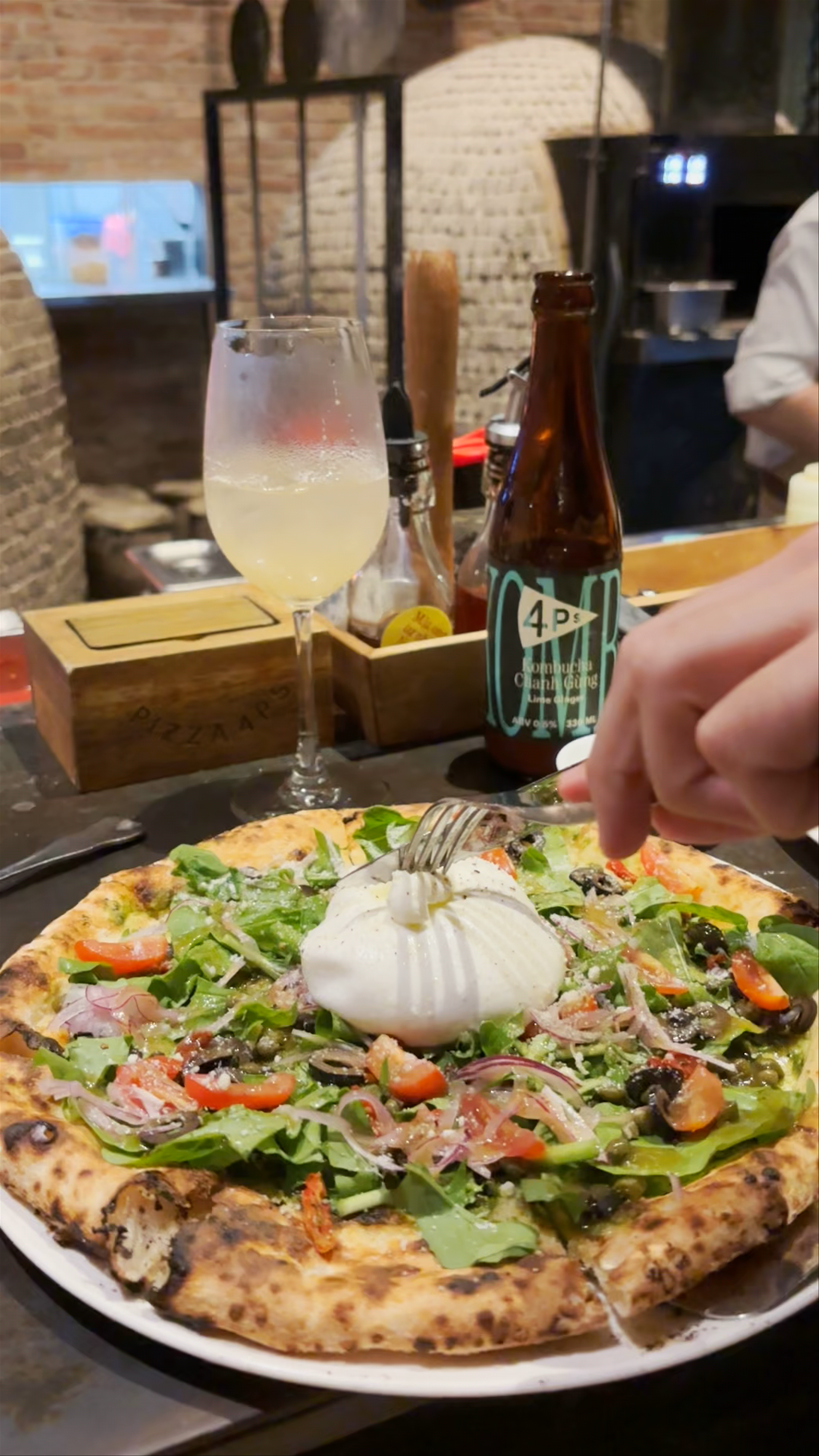 Pizza 4P's Xuan Thuy