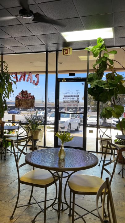 Vie a Paris - Bakeries Near Me - Hurst, Texas