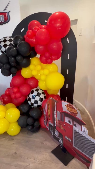 Little itty babes - Balloon Services Near Me