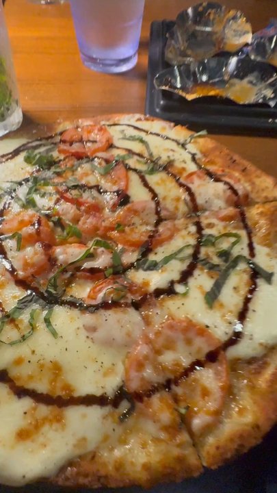George Roberts - Margherita Pizza - Wine Bars Near Me - Irmo, South Carolina