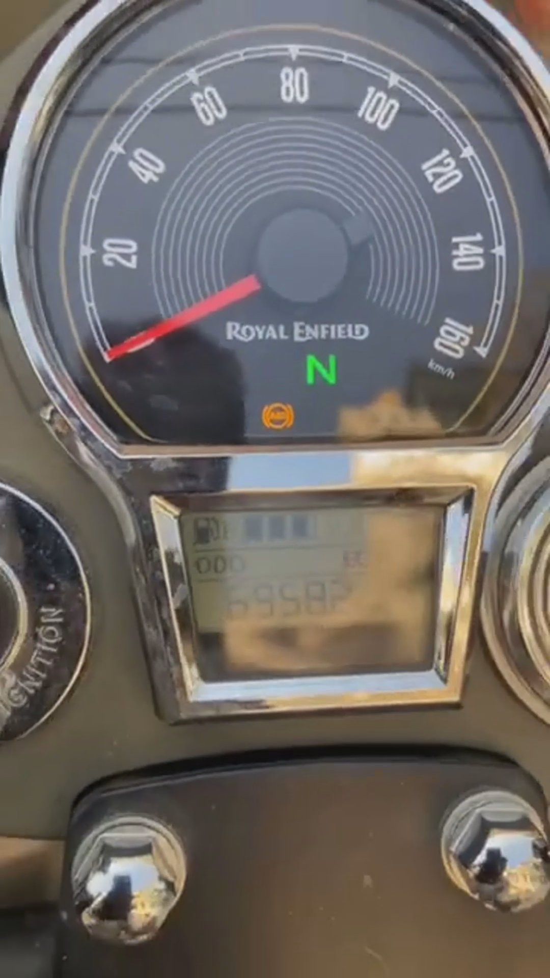 Walk-around video thumbnail