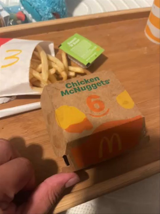 McDonald's - Lazy, Disappointed, and Disrespectful.  Ordered 6pc chicken nuggets just to come home and see cookies. - Fast Food Near Me - Carson, California