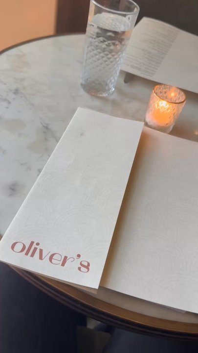 Oliver’s - Ambiance... - Seafood Near Me - Chicago, Illinois