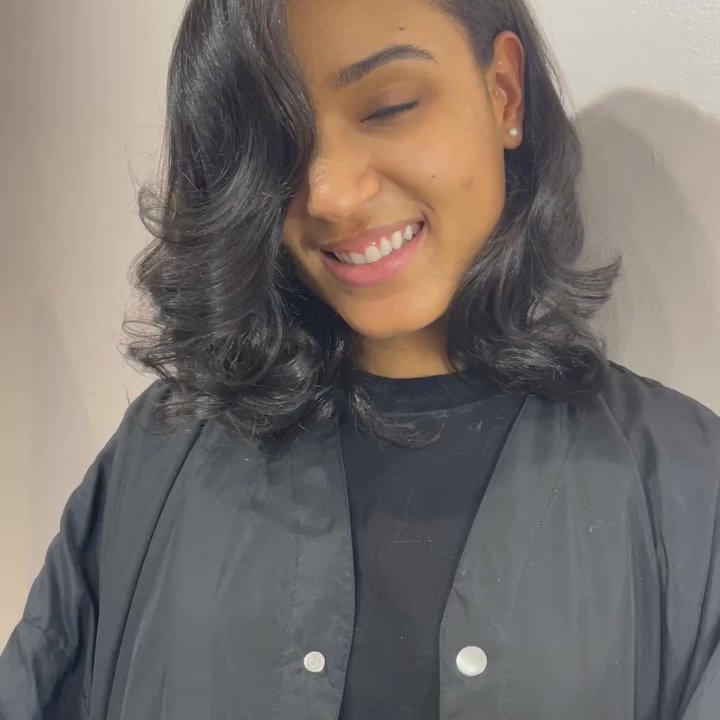 The Hot Comb Salon - Hair Salons Near Me - Chicago, Illinois