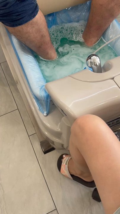 Good Nails & Spa - It's very hard to find the cleanest salon in town. My husband and I really enjoyed the luxury pedicures here. So relaxing! We will be back. - Nail Technicians Near Me - Monterey Park, California