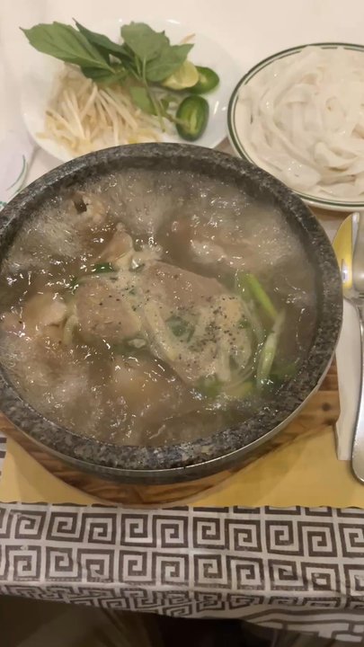 La Sen - special pho - Vietnamese Near Me - Chandler, Arizona