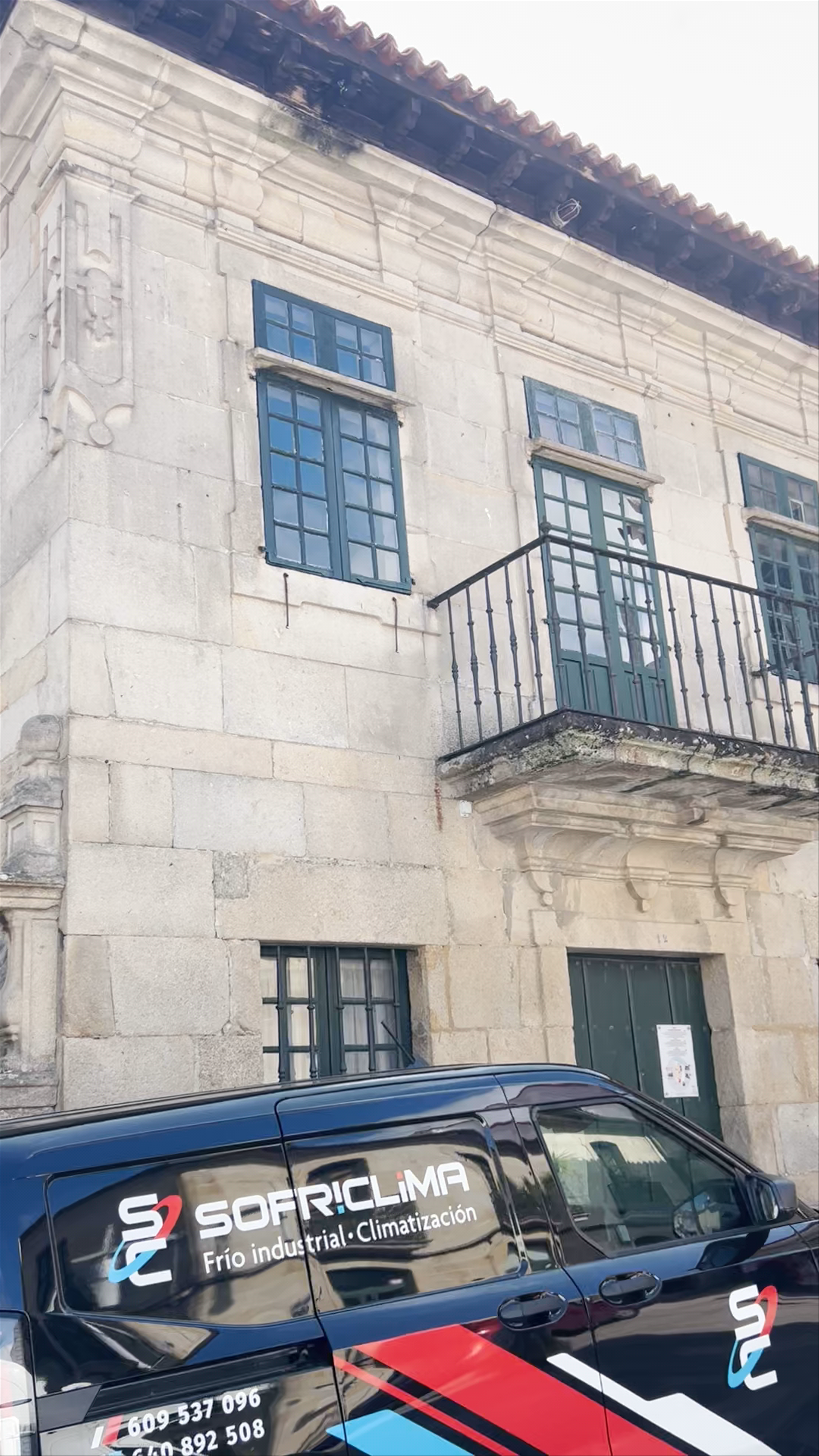Exploring Museo de Pontevedra - Edificio Castelao in Historic Pontevedra, Spain
