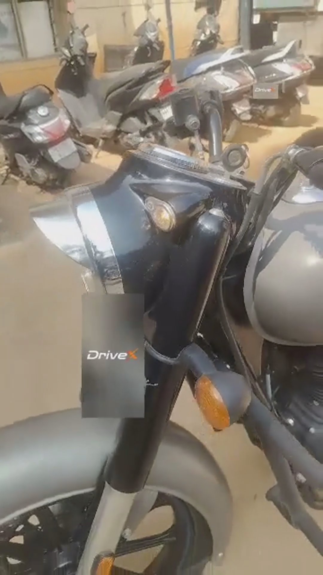 Walk-around video thumbnail