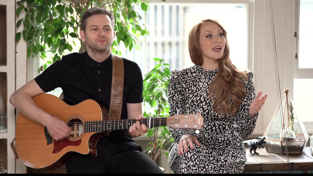 Sunbirds Duo - Fast Car - video 4
