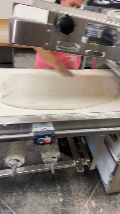 Daylight Donuts - This place is disgusting , no gloves are uses the meat is stored with milk the food is stored in the back get rained on all around UNSAFE - Donuts Near Me - Valdosta, Georgia