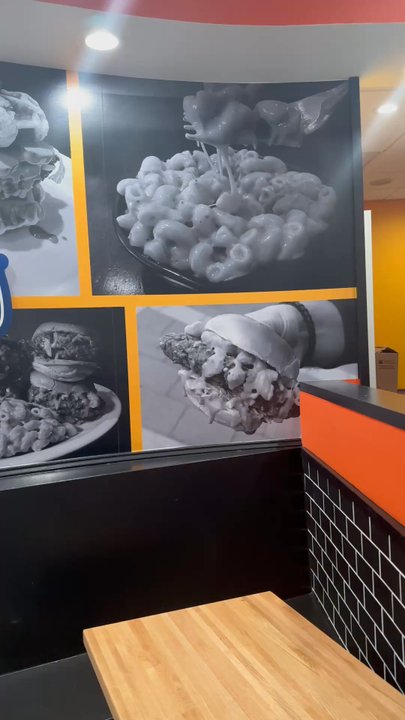 Vivi's Chicken 'n Mac - Salad Near Me - Edgewater, Maryland