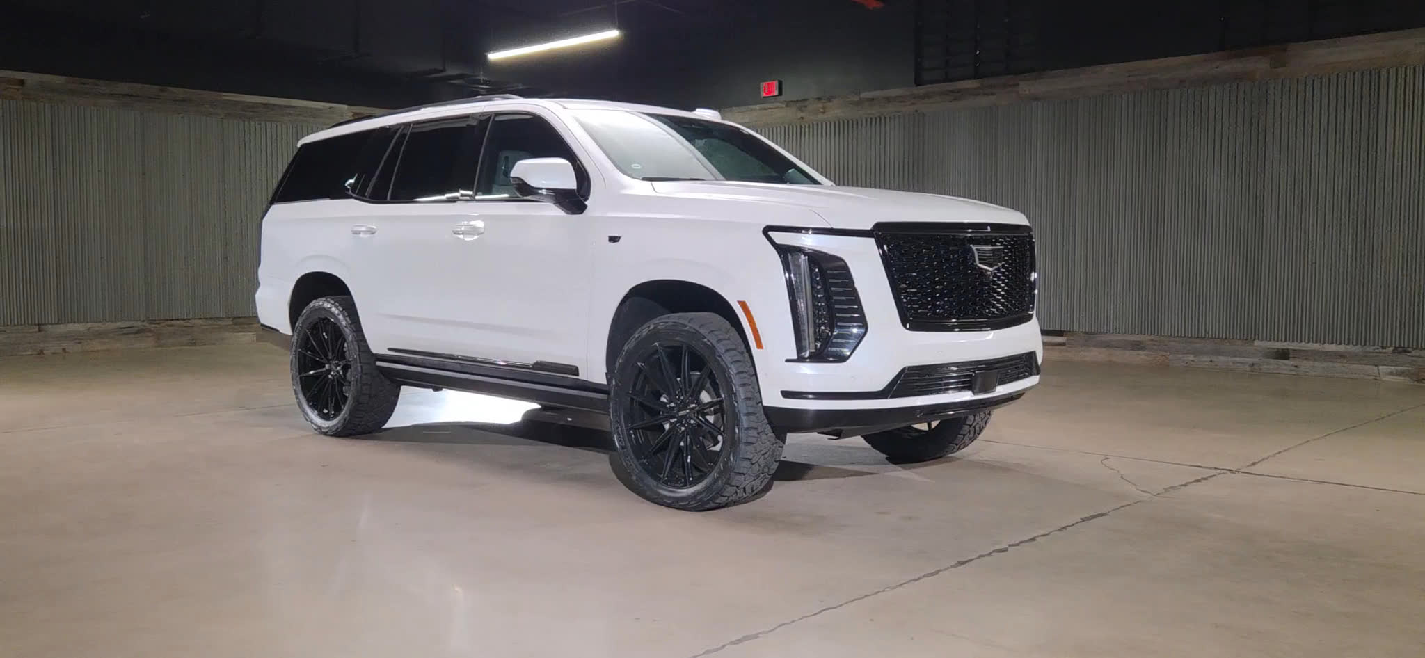 Lifted Trucks - #T33930 - 2025 Cadillac Escalade Sport Platinum
