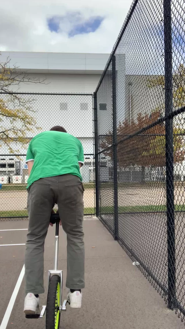riu submission: roll combo ①