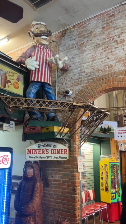 Miner's Diner - Santa Fe train - American Near Me - Julian, California