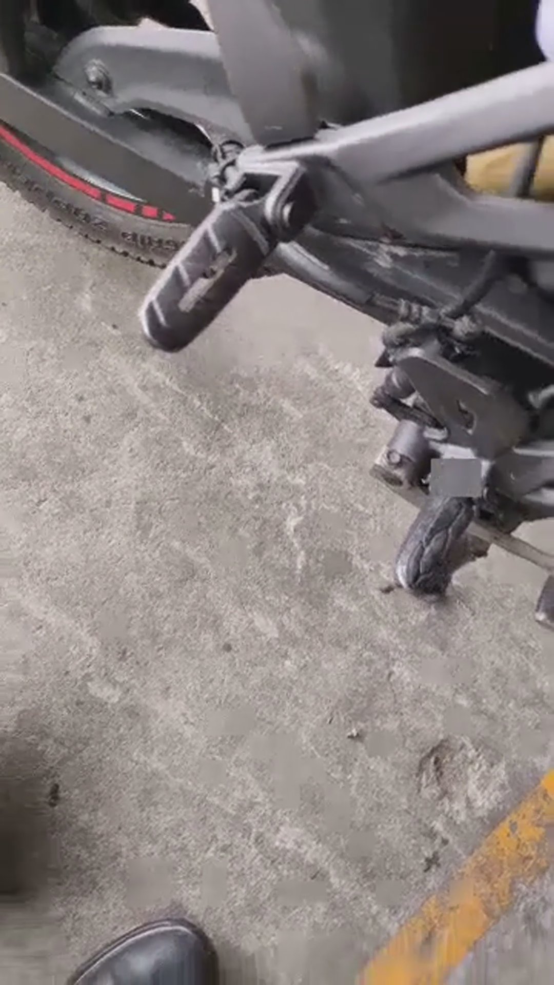 Walk-around video thumbnail