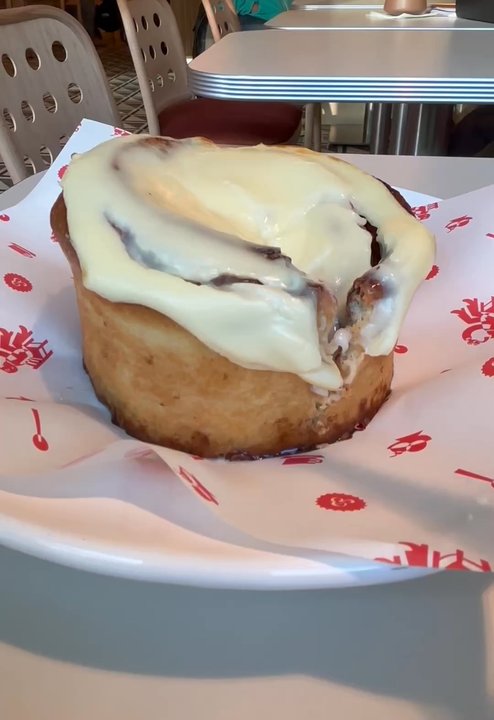 Buttercup  - Coffee & Tea Near Me - Chicago, Illinois
