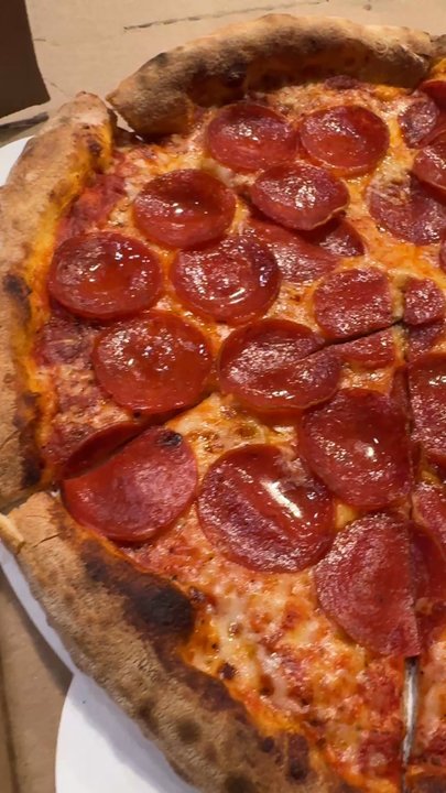 Neony Pizza Works - Pizza Near Me - Dallas, Texas
