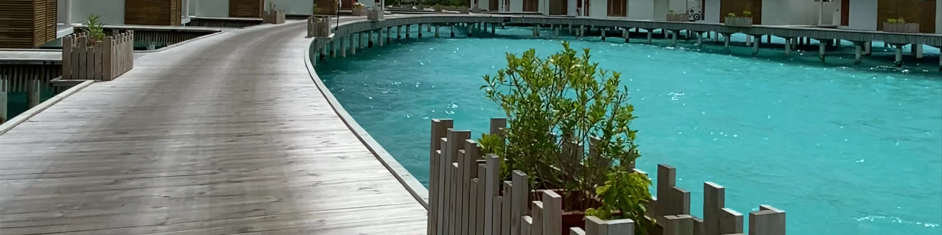 Furaveri Island Resort & Spa