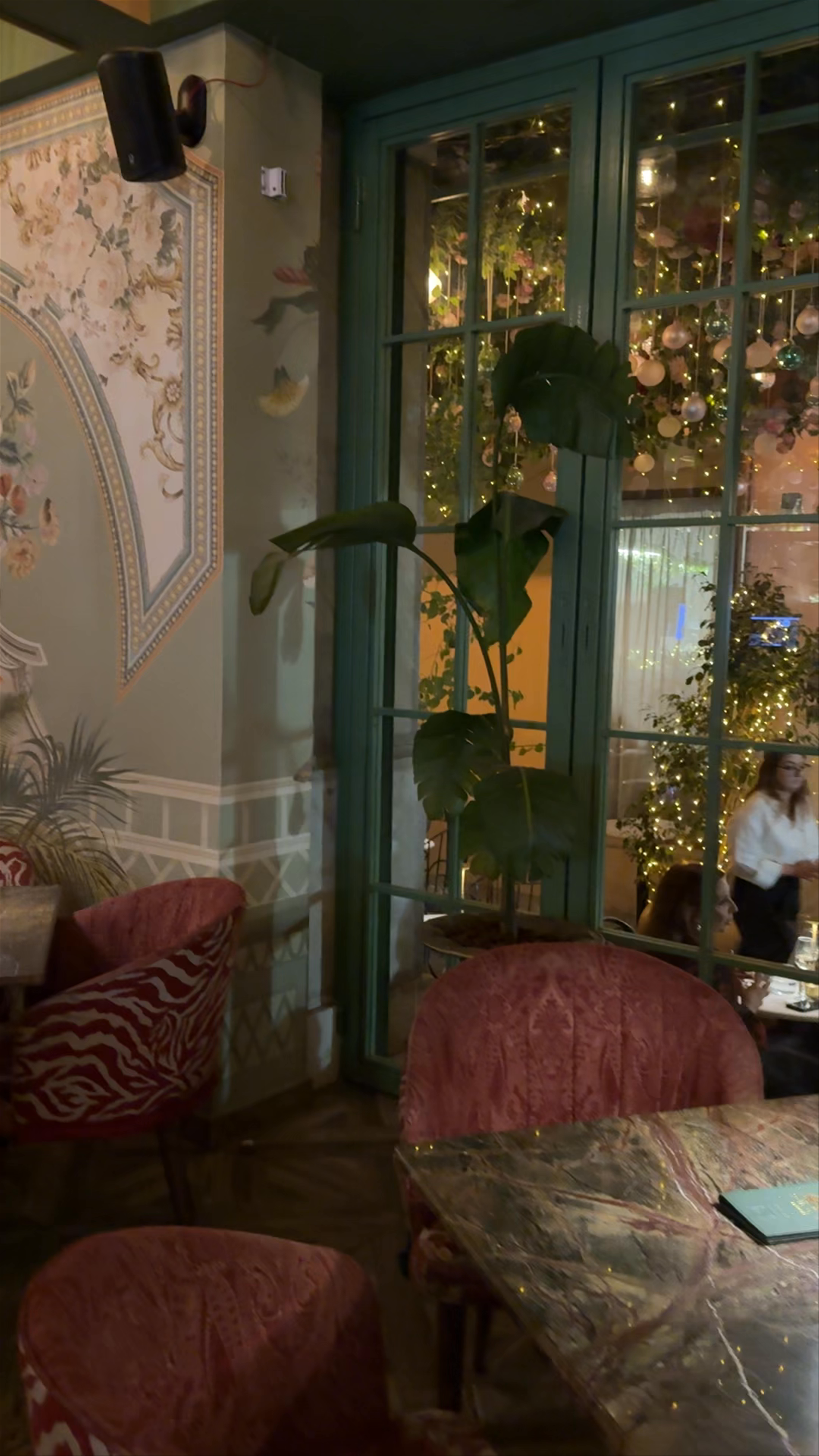 SNOB Athens Luxury Rooms & Espresso Gastro Bar: A Stylish Escape in Athens