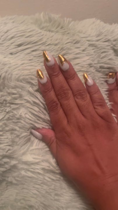 Lola Nails Bar - Off white and gold chrome look. Diggin it! - Nail Salons Near Me - Downey, California