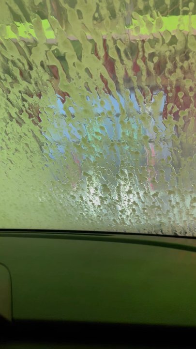 Shell Canada Products - Night time car wash lightings - Gas Stations Near Me - Vancouver, British Columbia