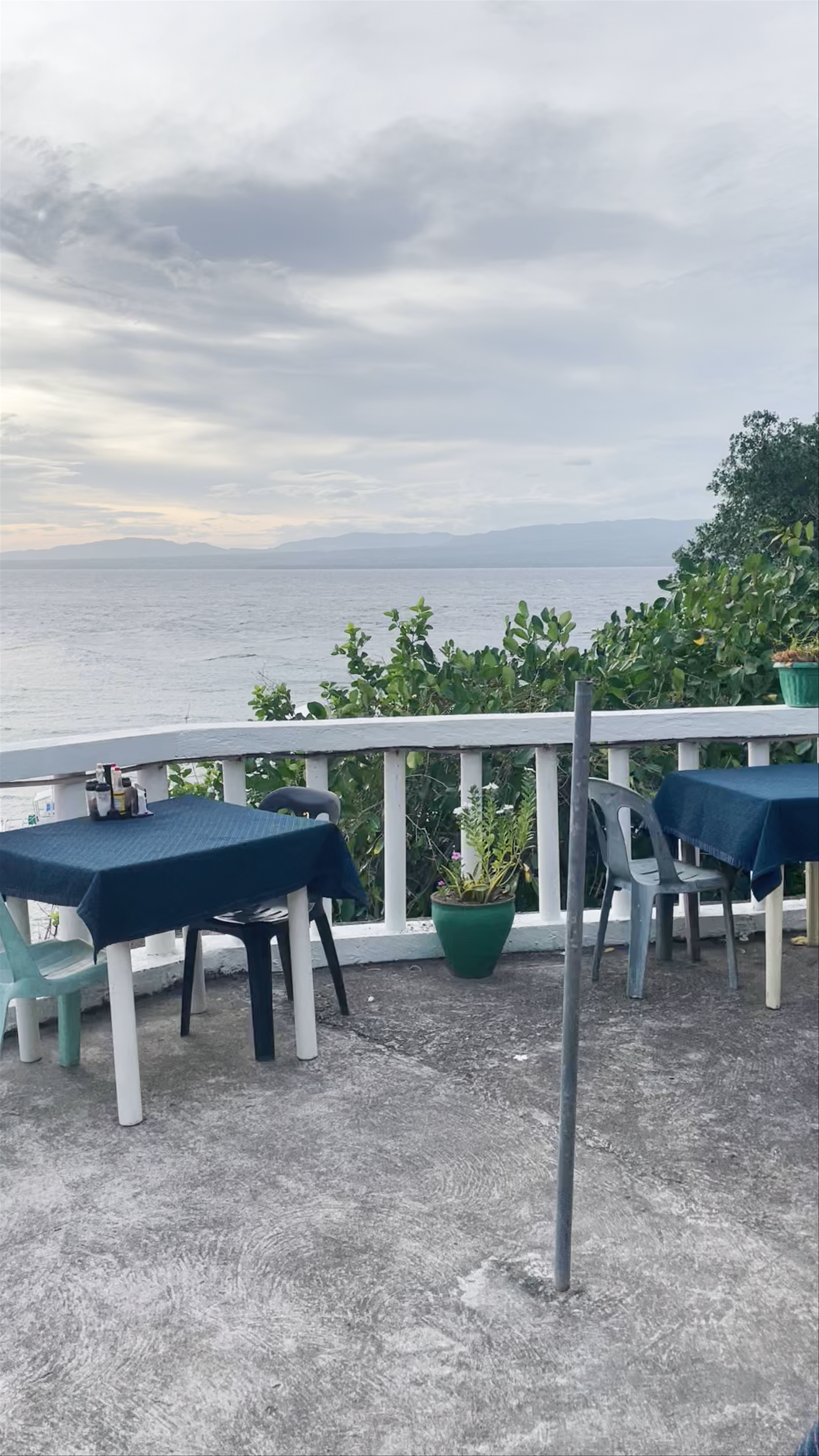 Liberty's Community Lodge and Dive Resort