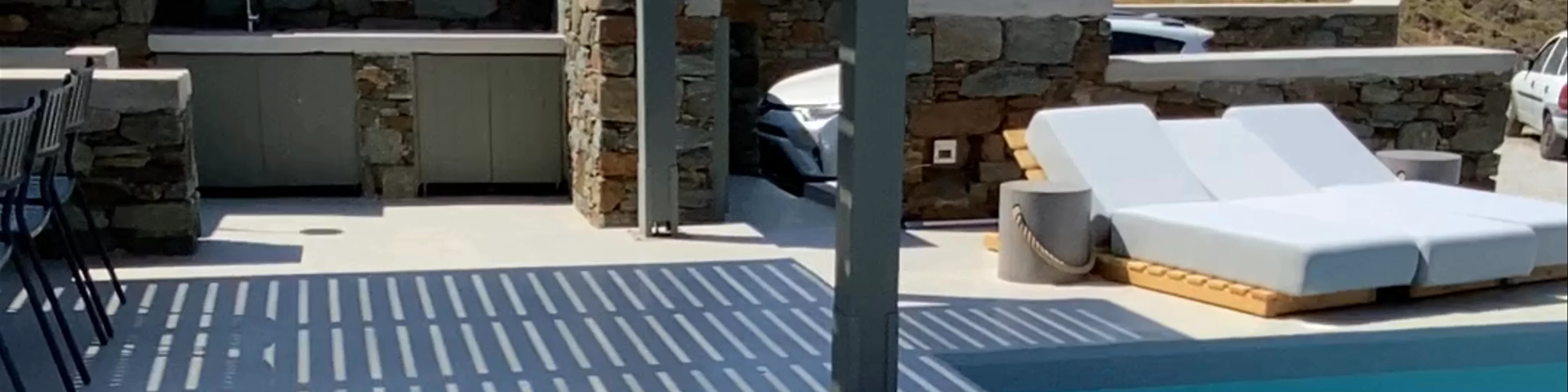 Phos Villas