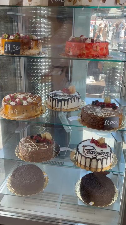 Sabores da Invicta - Desserts Near Me - Porto, 13