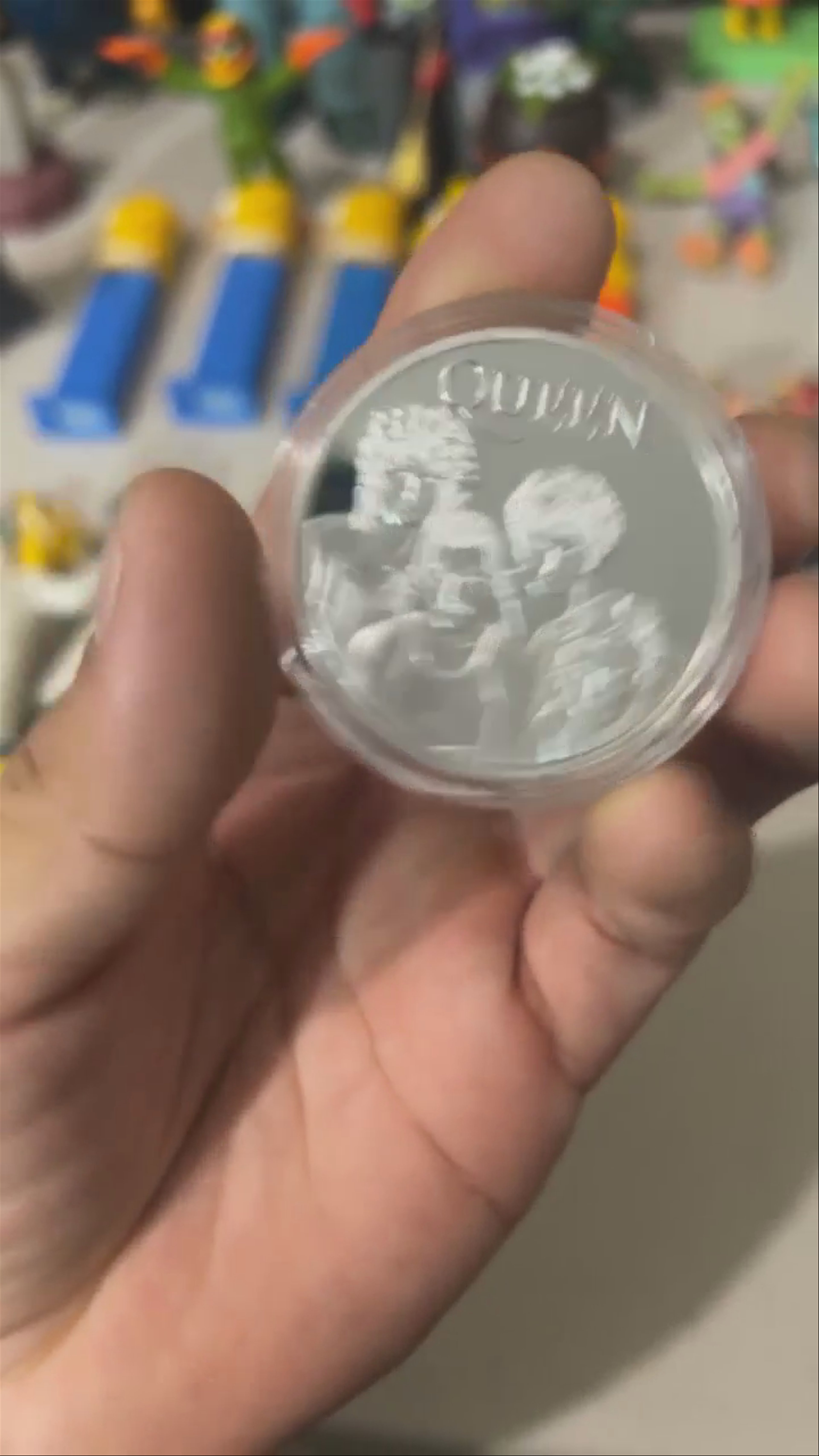Queen coin bid jump