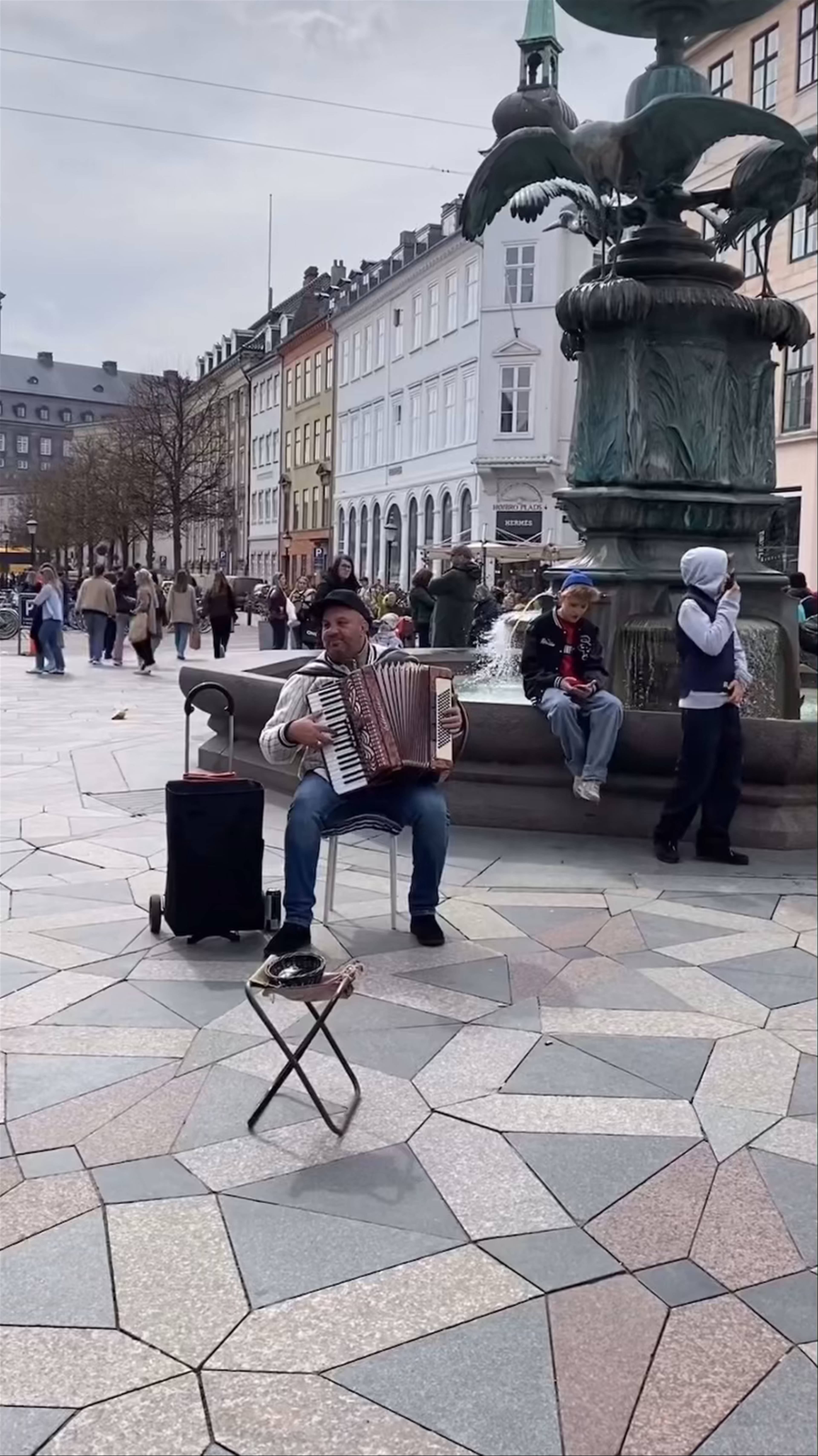 The Pelican Fountain at Amagertorv: Copenhagen’s Bustling Heart