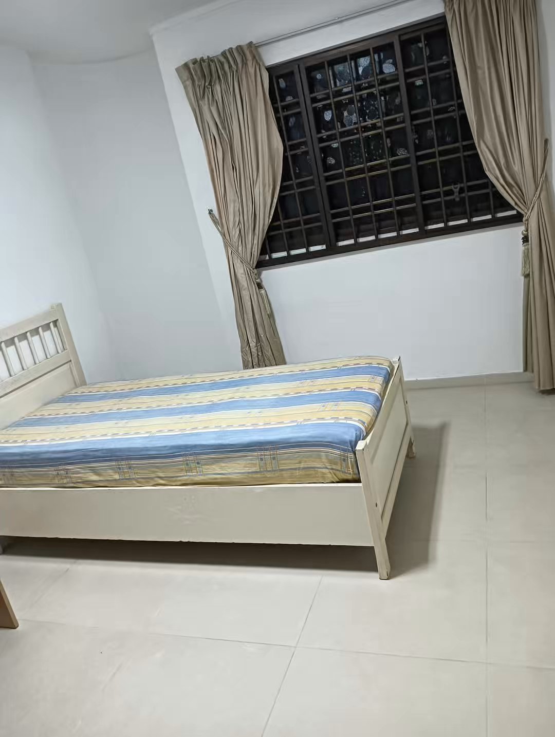 Common Room (HDB) for Rent in  325 Hougang Avenue 7 - Image 5