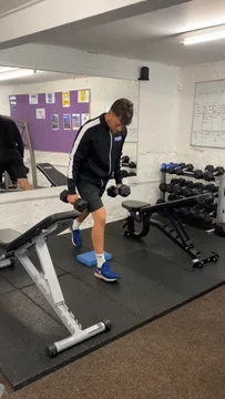 Dumbbell (1 or 2) Split Squat