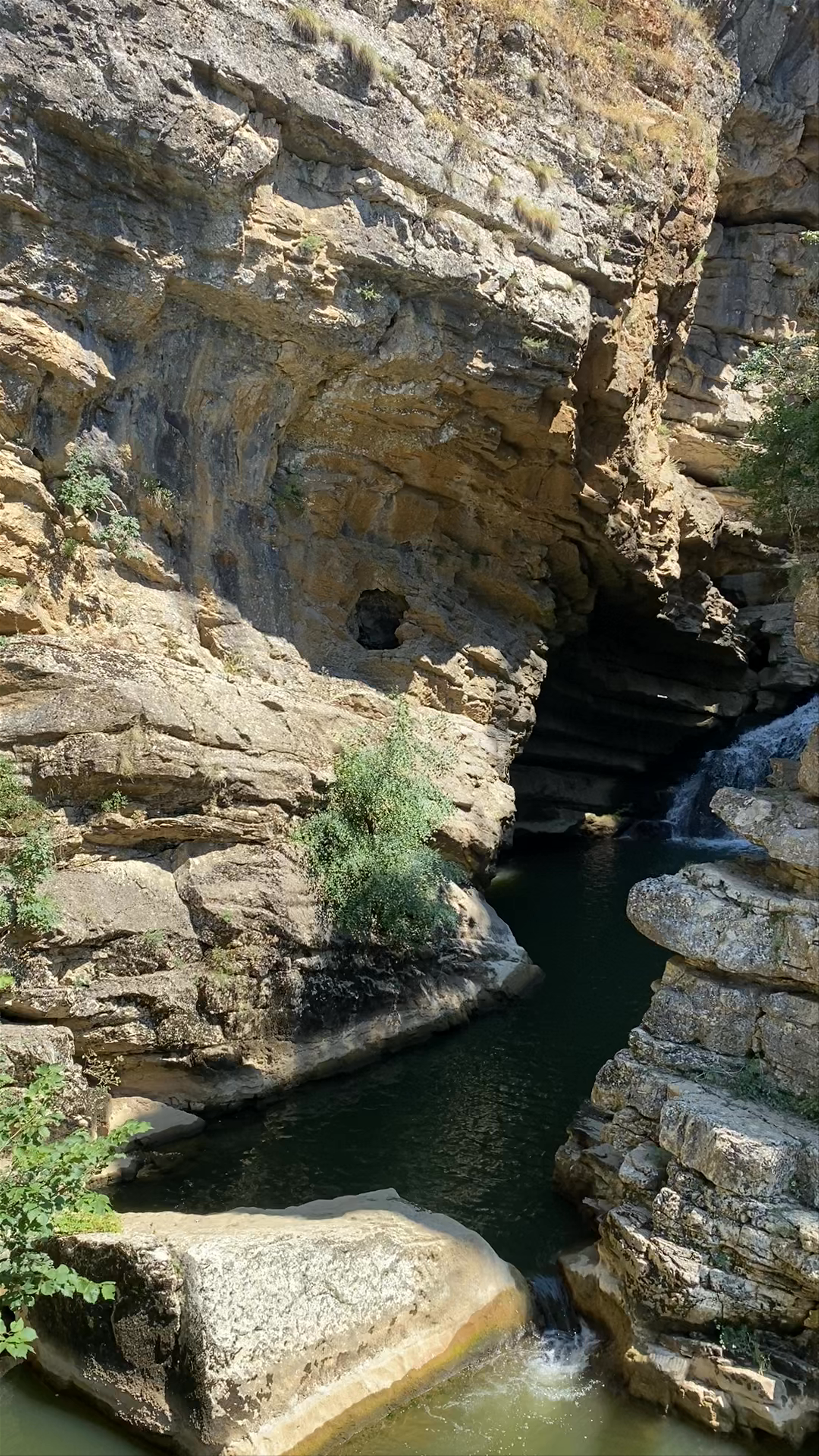 Mirusha Waterfalls & Canyons