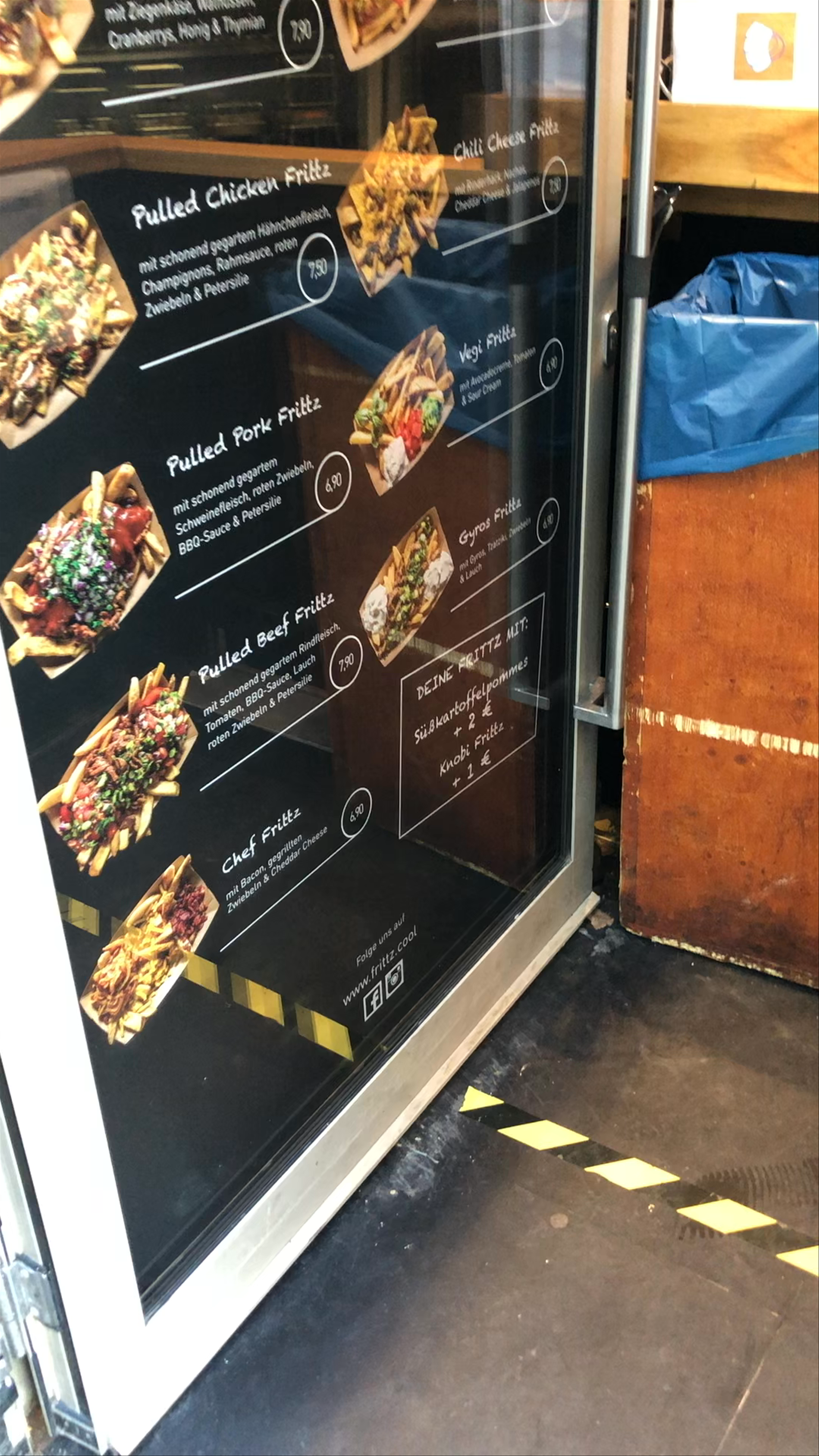 Frittz Pull-Style Fries in Leipzig: Casual Urban Eats