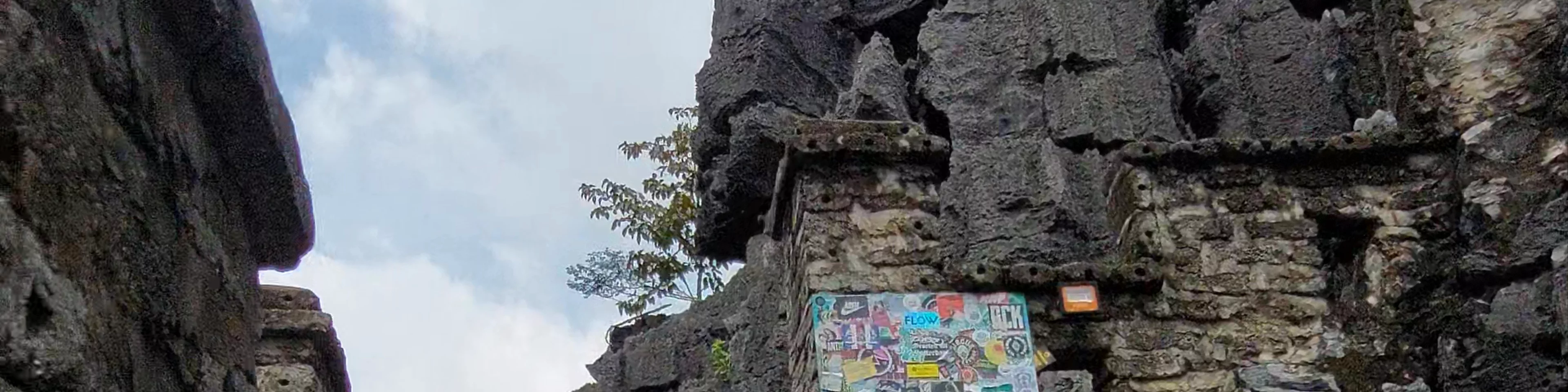 Mua cave